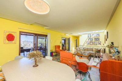 Detached villa in an excellent location in Playa Blanca