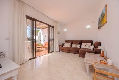 Fantastic 2 bedroom bungalow in a gated community in Playa Blanca