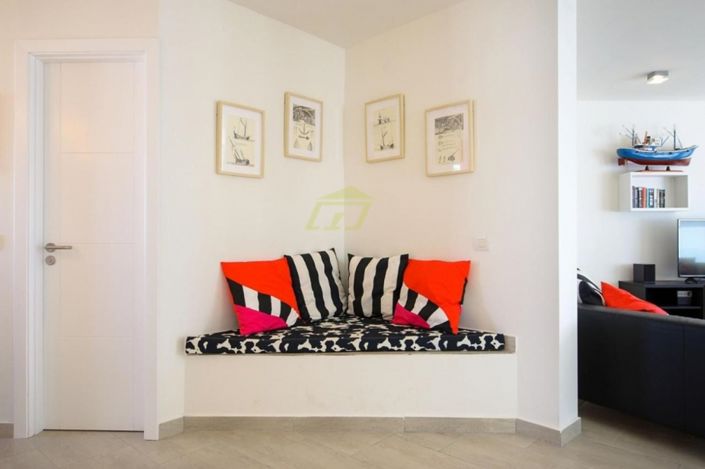 Image No.6-7 Bed Villa for sale