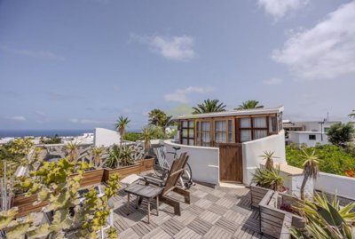 Spacious villa with guest studios, 2 pools, and breathtaking scenery