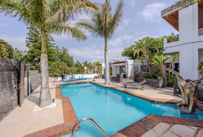 Image No.18-5 Bed Villa for sale