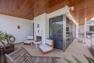 Spacious villa with guest studios, 2 pools, and breathtaking scenery