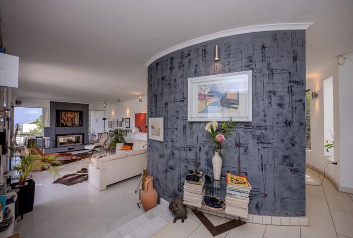 Image No.8-5 Bed Villa for sale