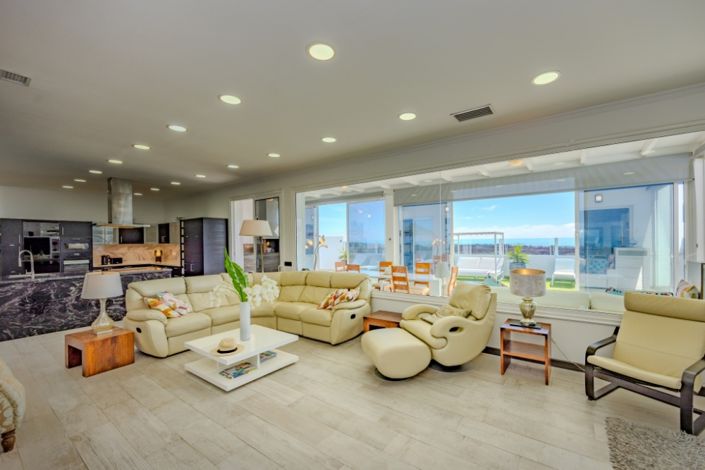 Image No.11-Villa de 4 chambres à vendre à Costa Teguise