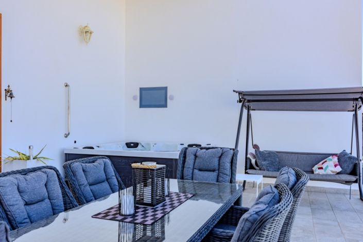 Image No.8-4 Bed Villa for sale