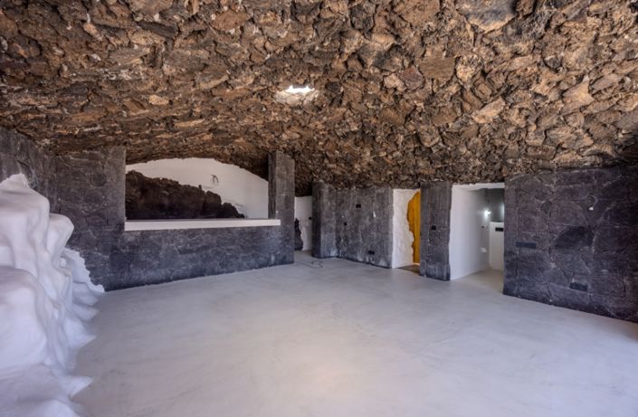 Image No.28-6 Bed Villa for sale