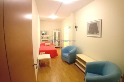 Spacious 3-Bedroom Home with BBQ Terrace, Basement & Garage – Playa Blanca