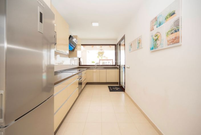 Image No.6-3 Bed Villa for sale