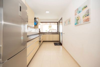 Elegant Playa Blanca villa with private pool, terraces & prime location