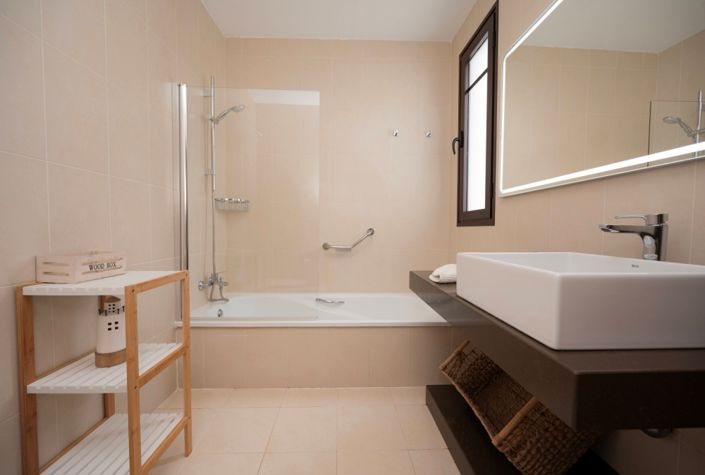 Image No.9-3 Bed Villa for sale