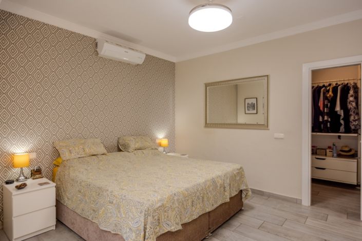 Image No.15-4 Bed Villa for sale