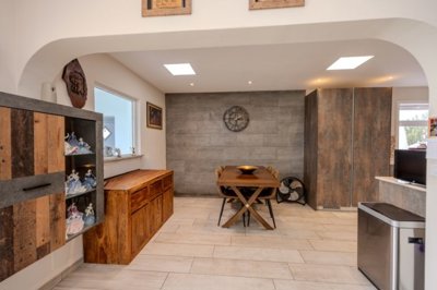 Stylish 4 bedroom villa with heated pool and Montaña Roja views in Playa Blanca