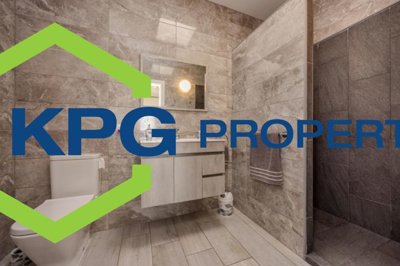 Stylish 4-bed villa with heated pool and Montaña Roja views