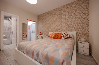 Stylish 4 bedroom villa with heated pool and Montaña Roja views in Playa Blanca