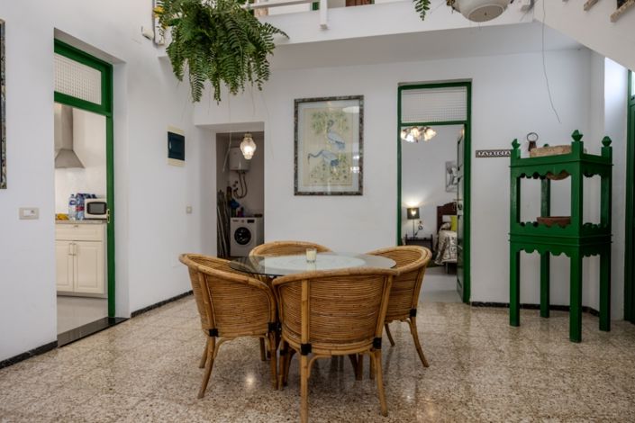 Image No.13-6 Bed Villa for sale