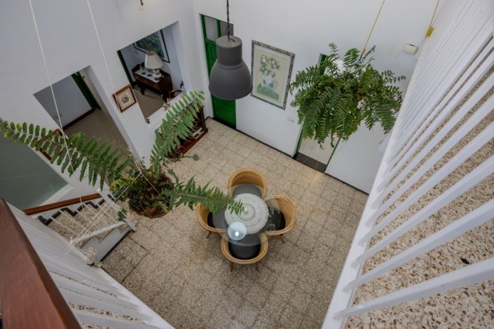 Image No.18-6 Bed Villa for sale