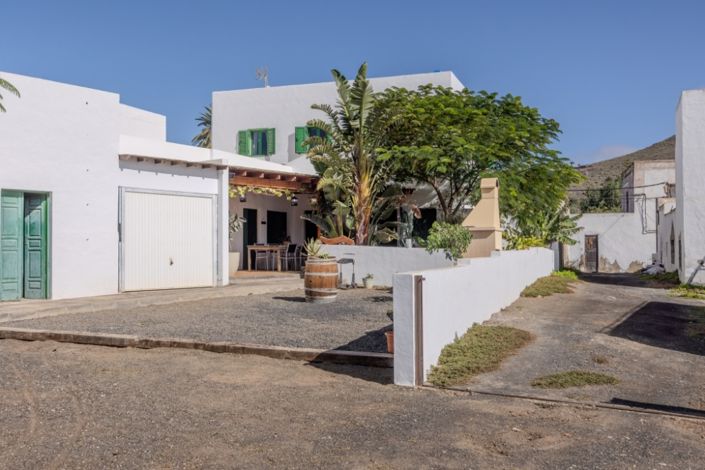 Image No.23-6 Bed Villa for sale