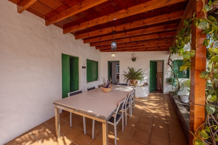 Image No.26-6 Bed Villa for sale