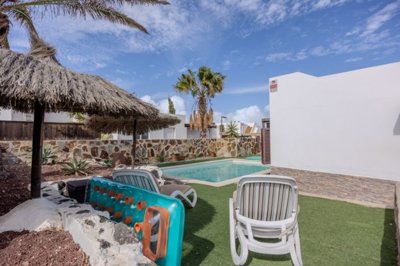 Investment Opportunity: 3-Bedroom Villa with Pool in Playa Blanca