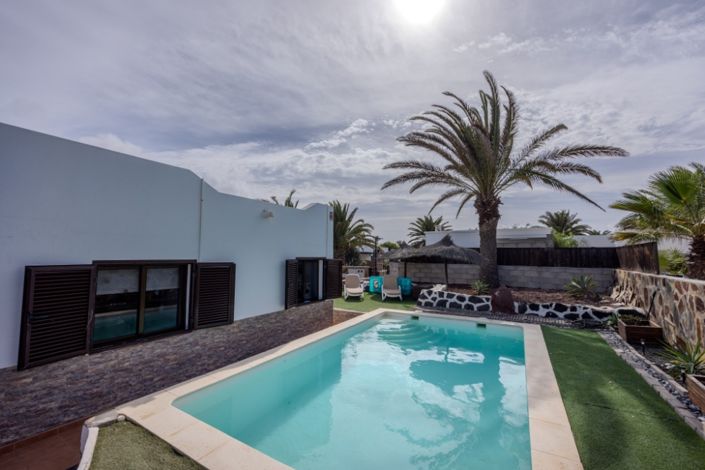 Image No.17-3 Bed Villa for sale