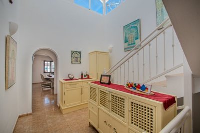 Versatile villa perfect for families, holiday rentals, investment or relocation dream