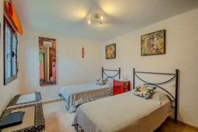 Versatile villa perfect for families, holiday rentals, investment or relocation dream