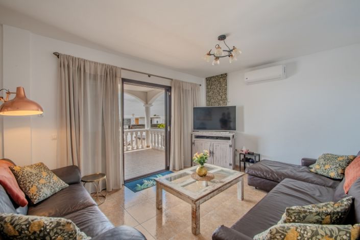 Image No.3-5 Bed Villa for sale