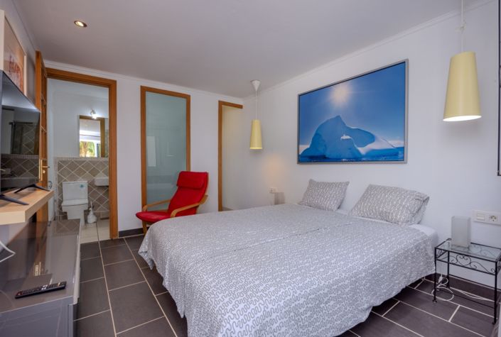 Image No.20-5 Bed Villa for sale