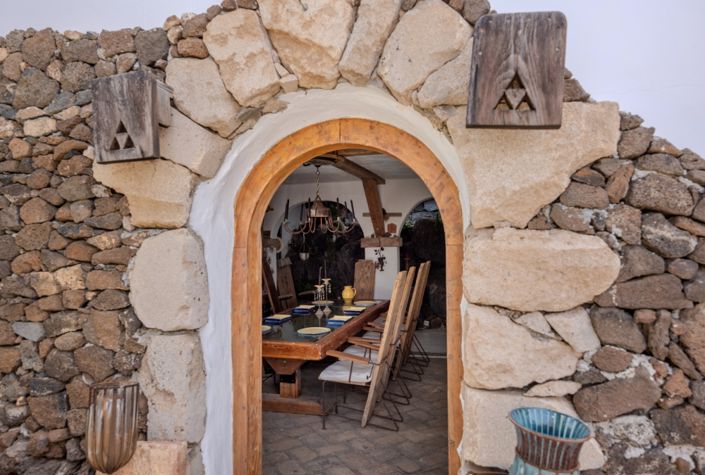 Image No.9-5 Bed Villa for sale