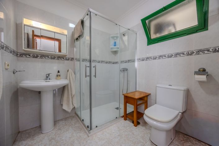 Image No.12-3 Bed Apartment for sale