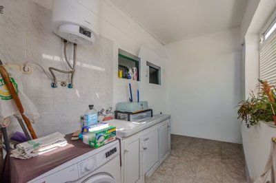 Ideal family home with mountain views in Playa Blanca