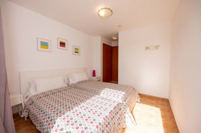 Beautiful villa with pool, terraces, and stunning Papagayo views.