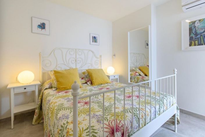 Image No.14-7 Bed Villa for sale