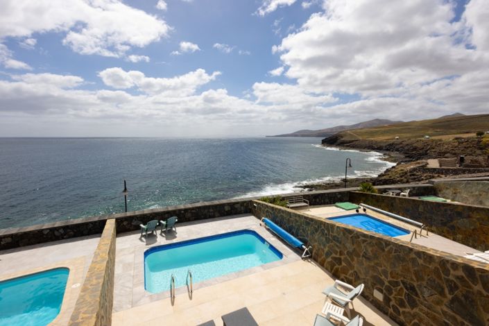 Image No.18-3 Bed Villa for sale