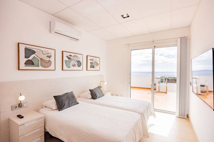 Image No.13-3 Bed Villa for sale