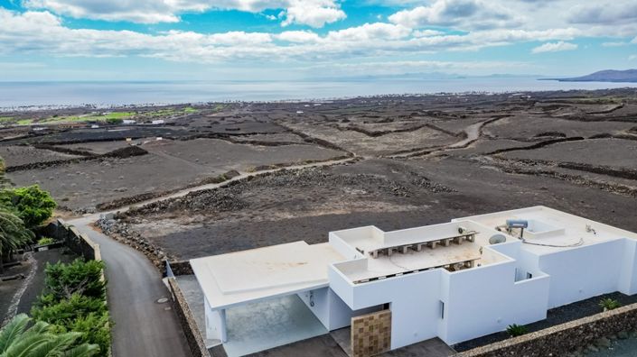 Image No.20-3 Bed Villa for sale