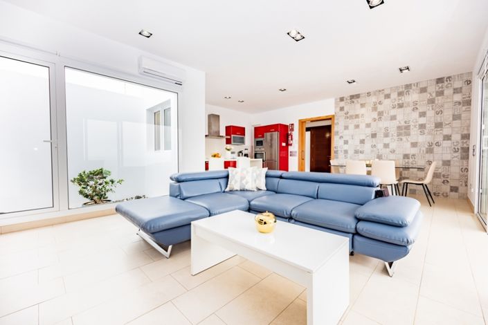 Image No.3-3 Bed Villa for sale