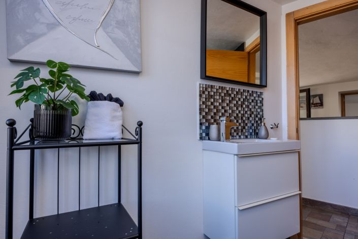 Image No.28-12 Bed Villa for sale