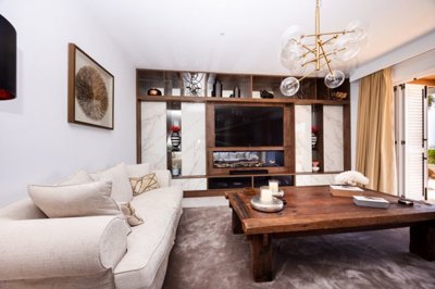 Luxury Villa in Puerto Calero with Panoramic Sea Views & Heated Pool