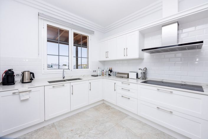 Image No.17-5 Bed Villa for sale