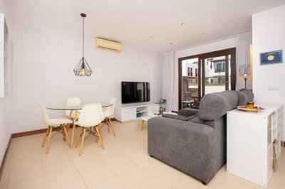 Stylish Duplex with Pool Views and Private Parking in Exclusive Puerto Calero