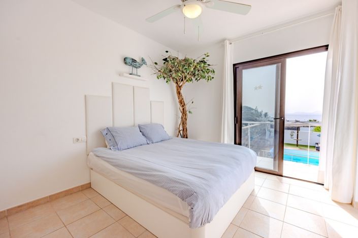 Image No.13-4 Bed Villa for sale
