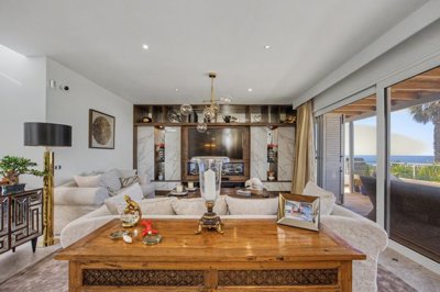 Luxury Villa in Puerto Calero with Panoramic Sea Views & Heated Pool