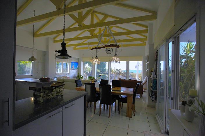 Image No.17-3 Bed Villa / Detached for sale