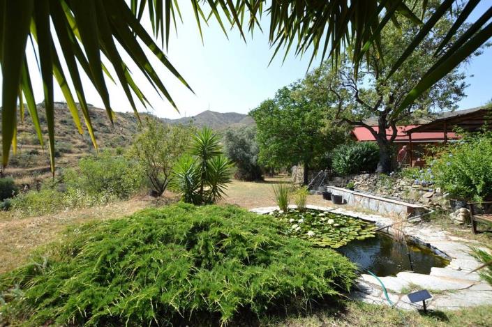 Image No.17-3 Bed Country Property for sale