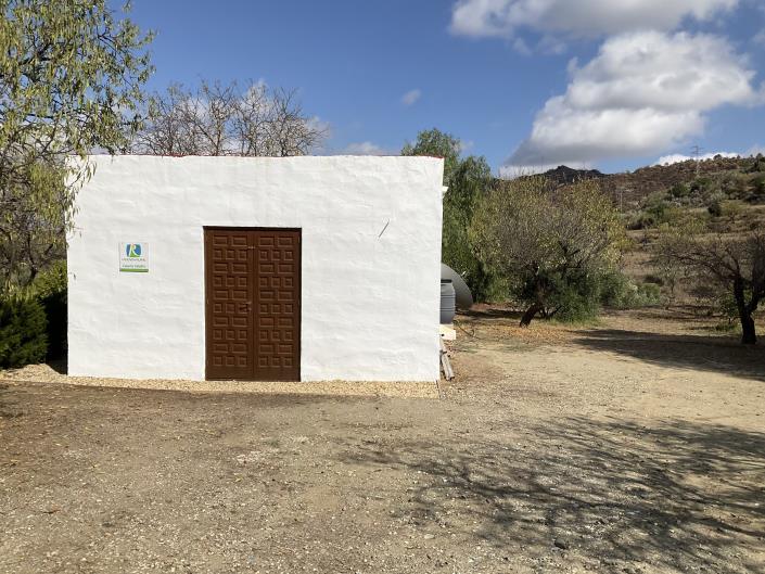 Image No.18-3 Bed Country Property for sale