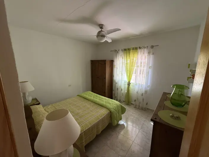 Image No.16-3 Bed Townhouse for sale