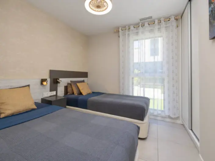 Image No.25-2 Bed Apartment for sale