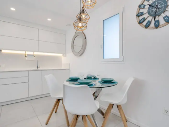 Image No.18-2 Bed Apartment for sale