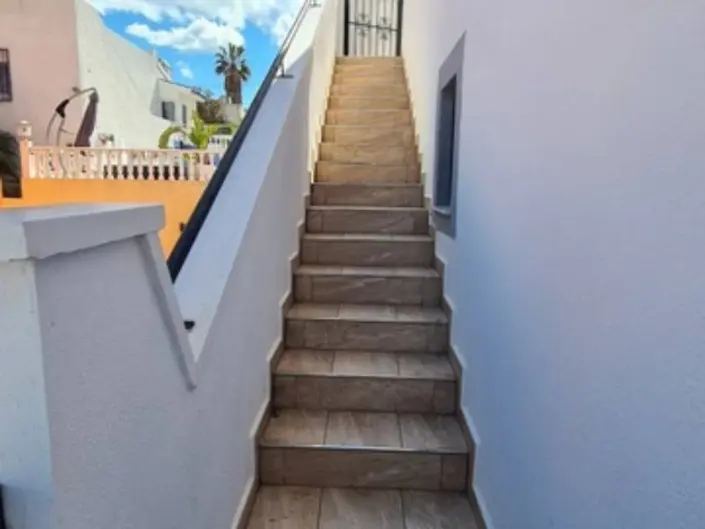 Image No.18-Villa / Détaché de 6 chambres à vendre à San Miguel de Salinas